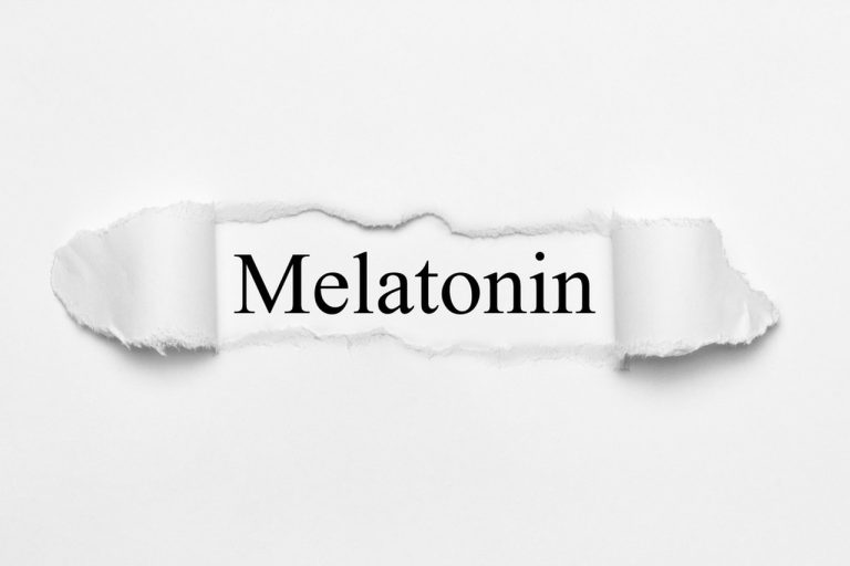 Effectiveness, Side Effects, and Special Precautions of Melatonin 1 2023110902093171