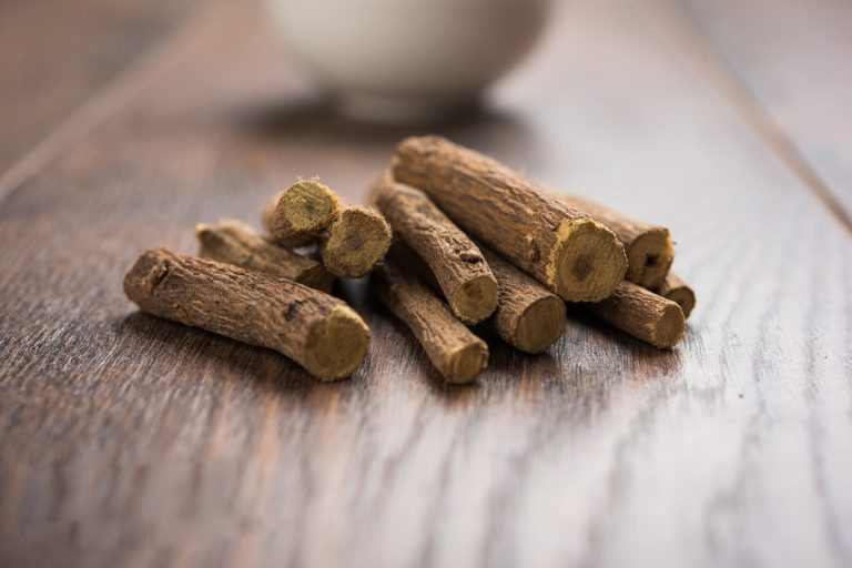 Applications of Ashwagandha Extract 1 2024102508302538